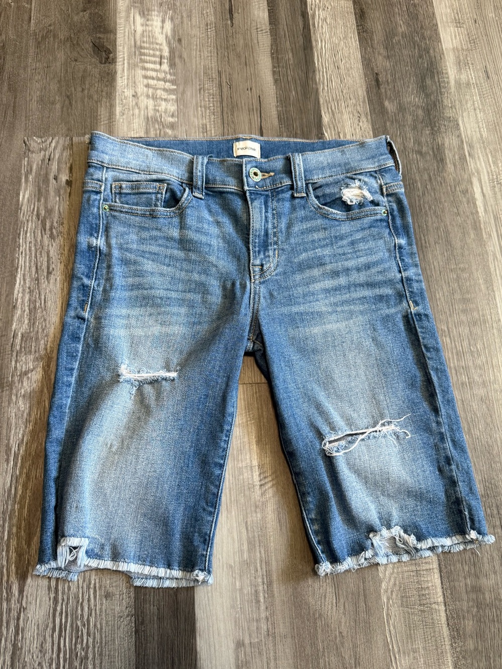 Sneak Peek Light Blue Distressed Denim Bermuda Shorts size small
